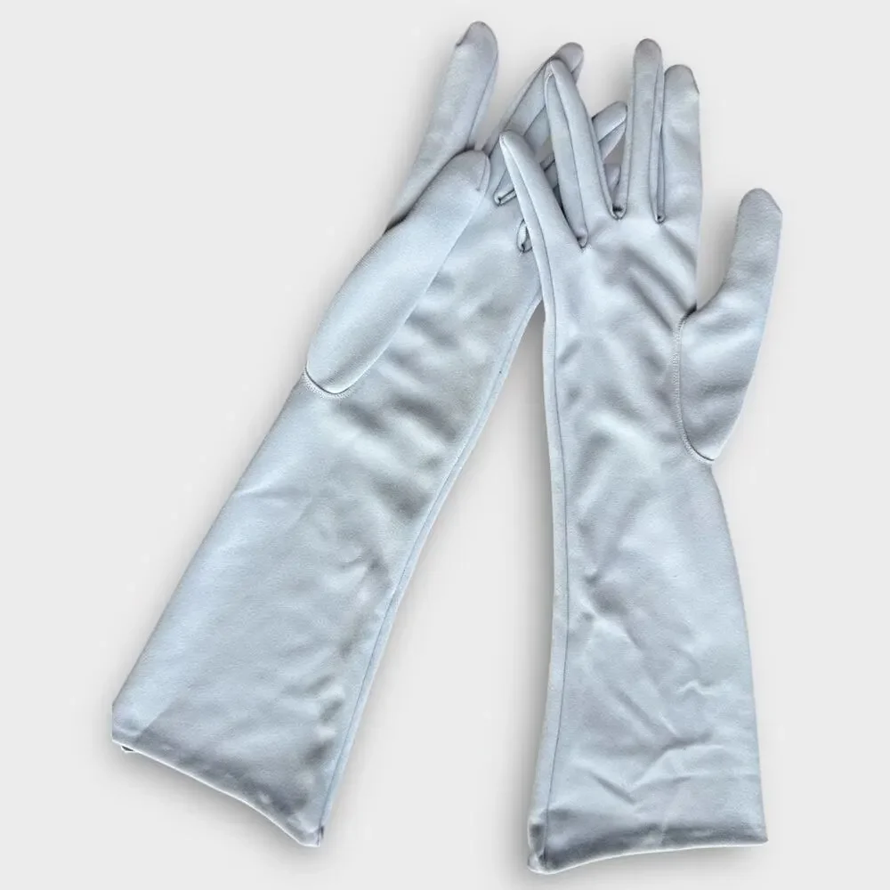 Wear Right Womens Vintage Light Blue Nylon Gloves Size 6 1/2 Made in Germany